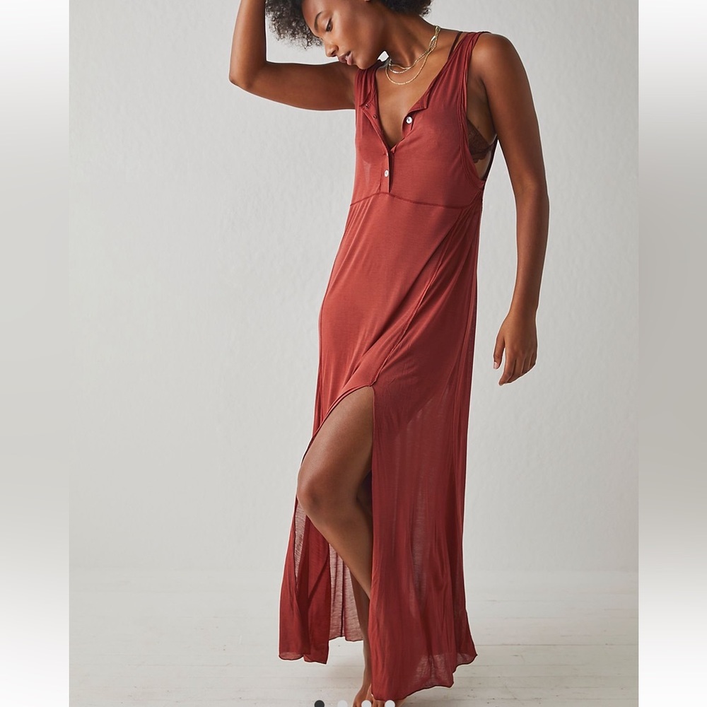 Free People Have To Have It Maxi Tee Lot